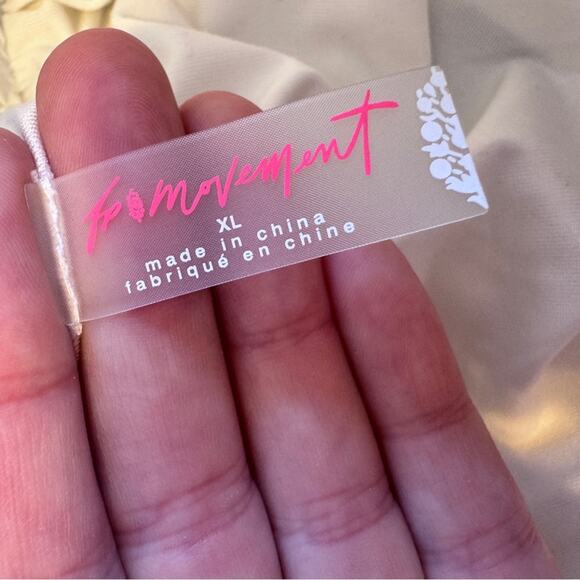 Free People Movement White High Rise Running Shorts Womens XL Gym Workout Casual - Picture 7 of 8